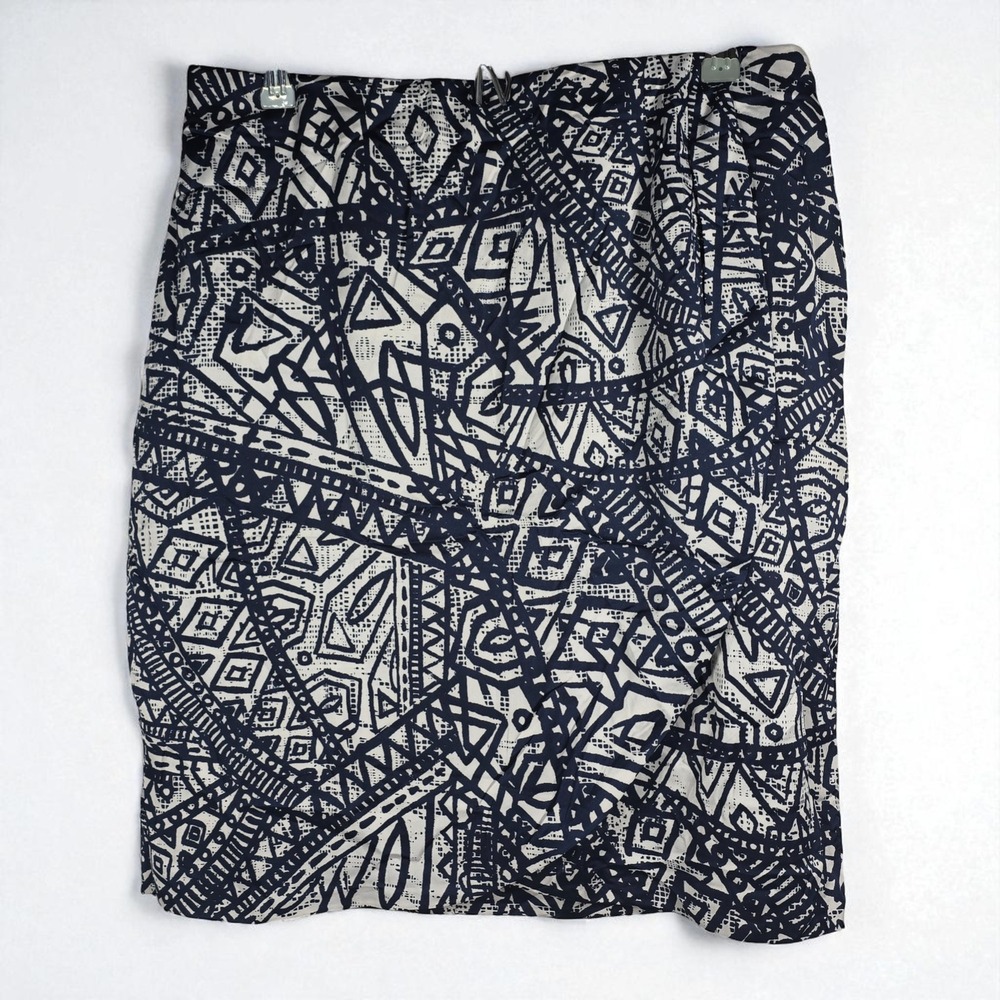 Chaus Women's Size 10 Pencil Skirt Blue White Geometric Print Career Wear NWT